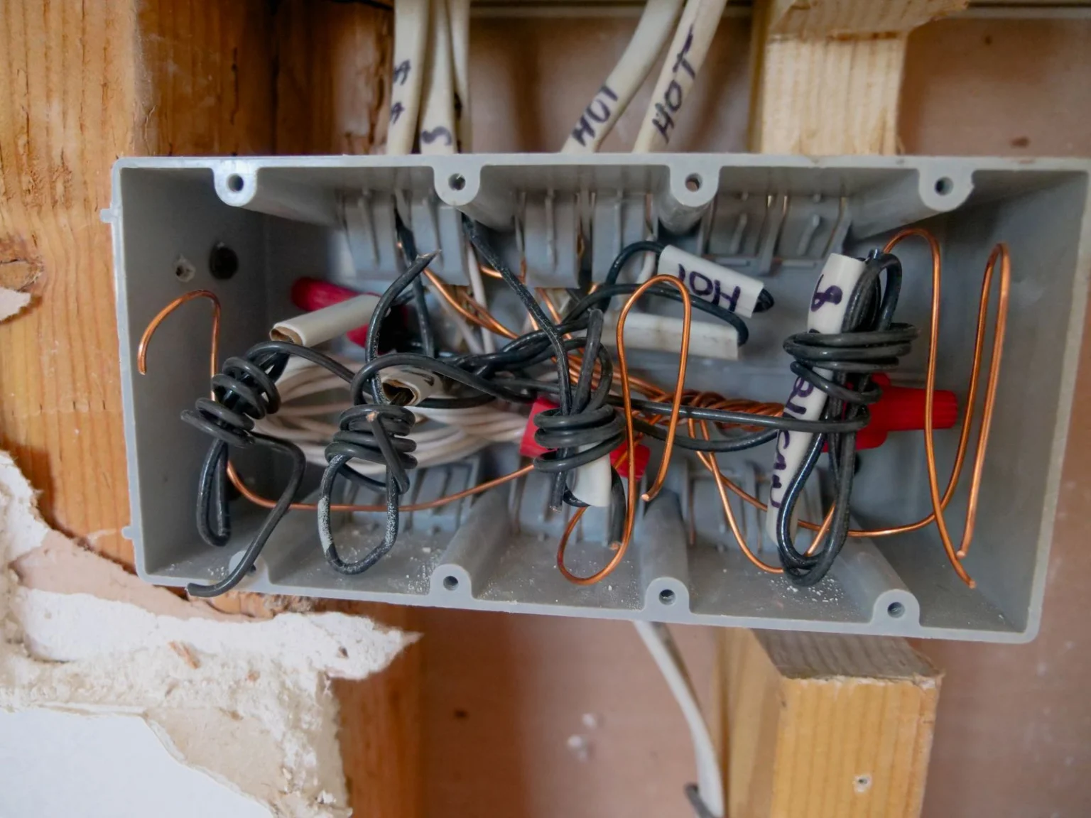 Rénovation de tableau électrique à Thiers – Électricité Fabre